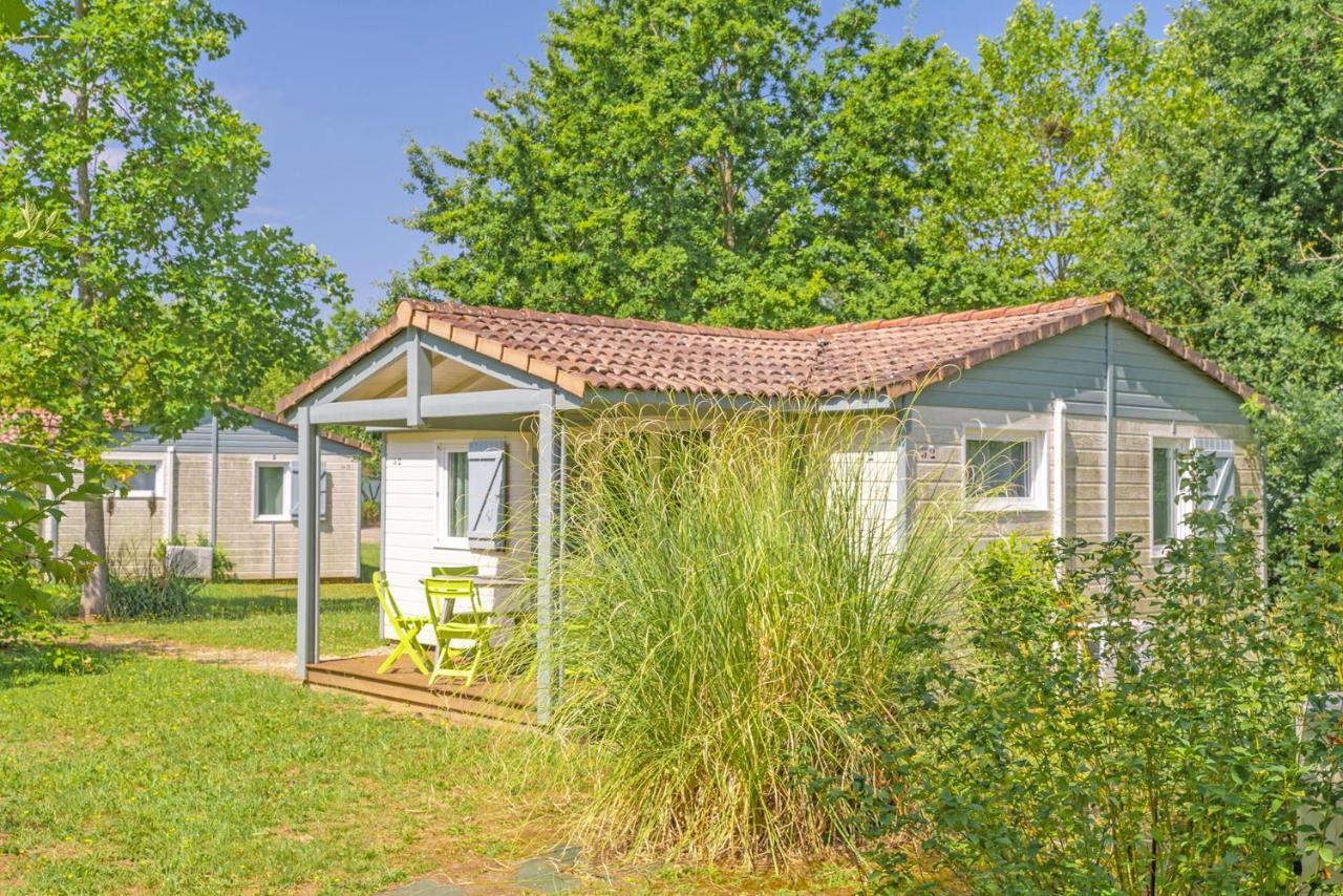 Lagrange Grand Bleu Vacances - Residence Port Lalande Castelmoron-sur-Lot Kültér fotó