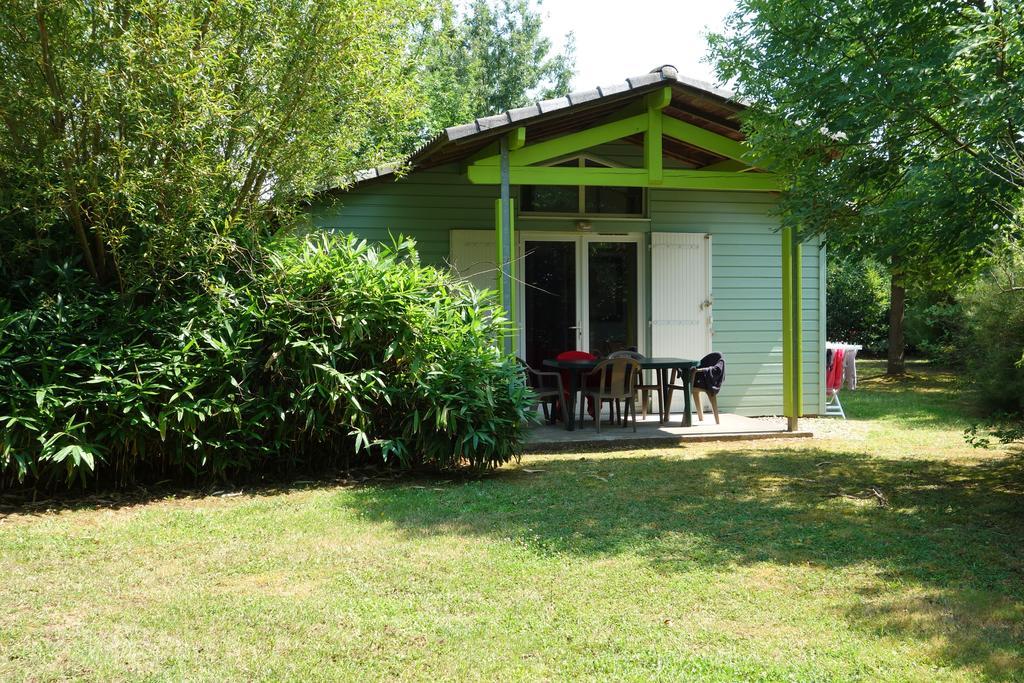 Lagrange Grand Bleu Vacances - Residence Port Lalande Castelmoron-sur-Lot Kültér fotó