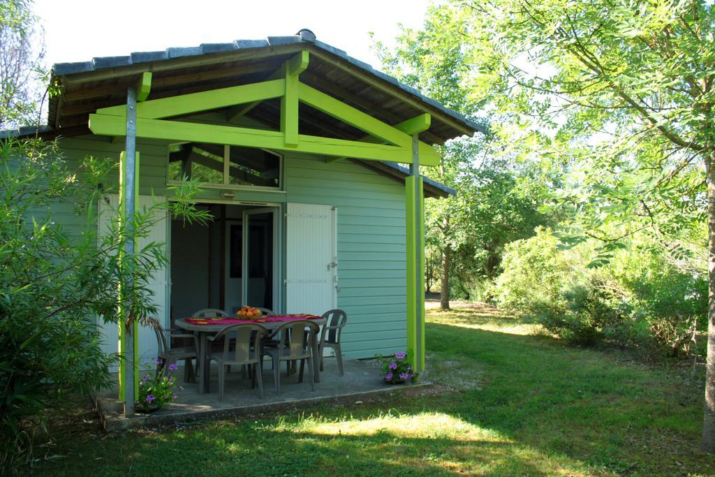 Lagrange Grand Bleu Vacances - Residence Port Lalande Castelmoron-sur-Lot Kültér fotó